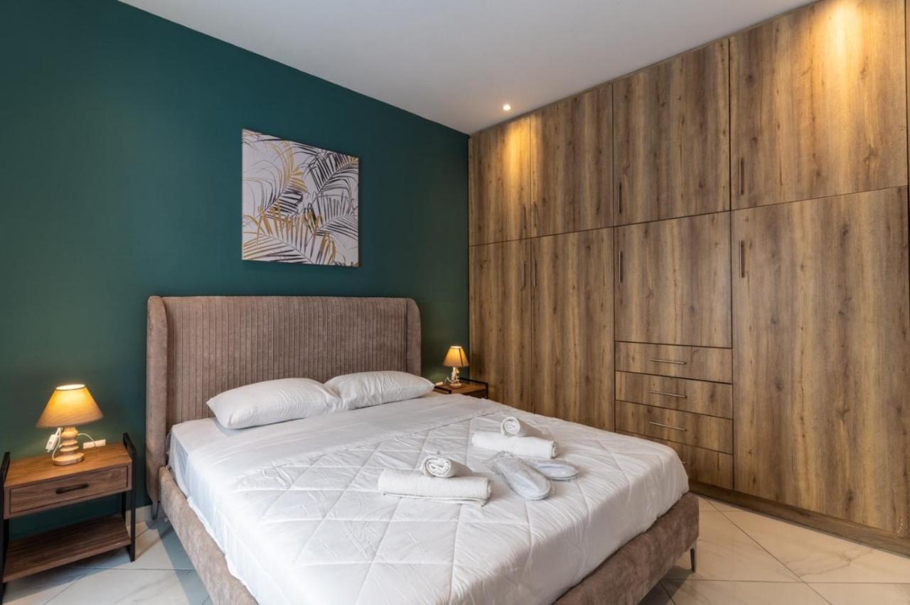 Aiolos Luxury Suite 3 Agios Dimitrios Near Metro Афины Экстерьер фото